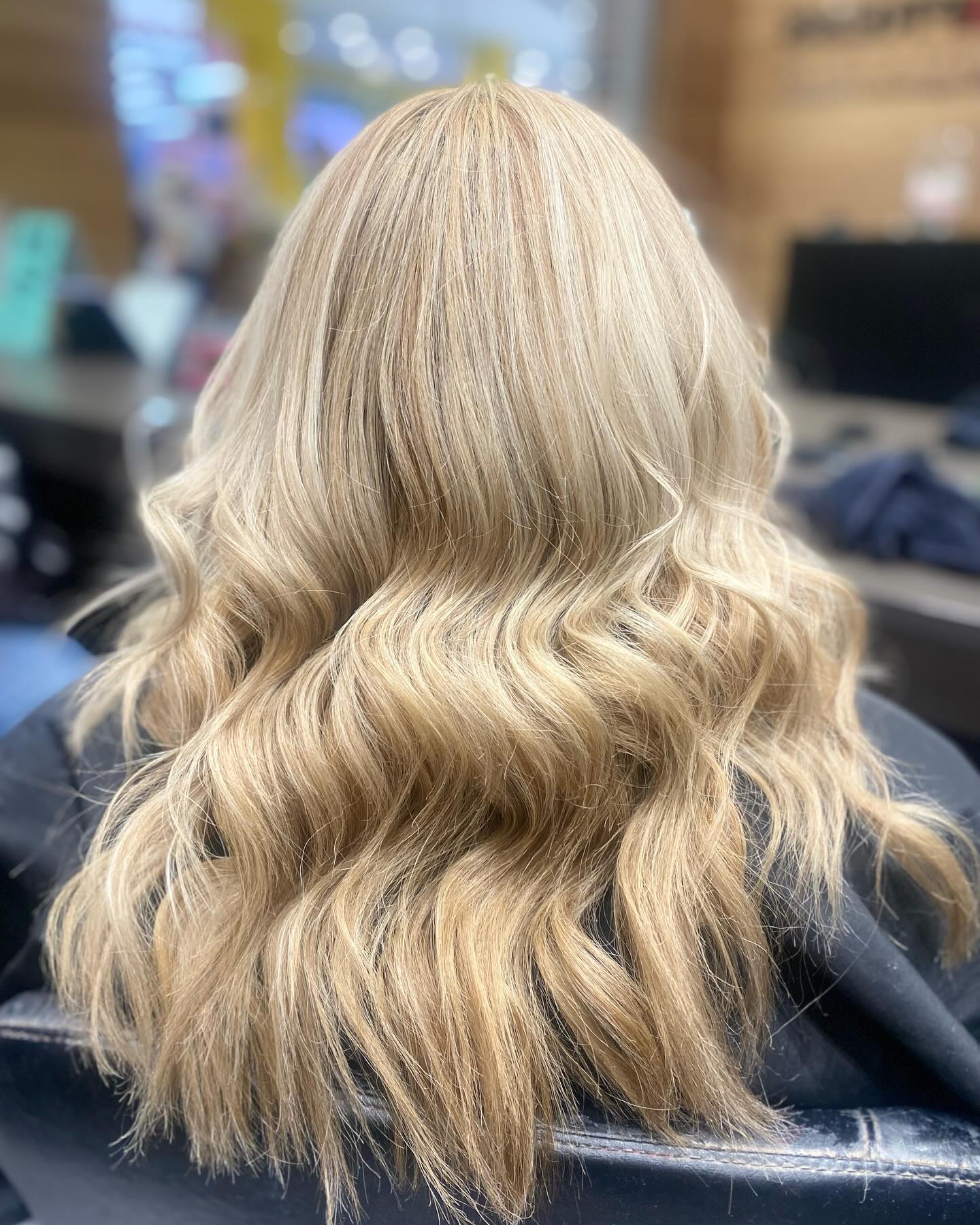 Soft beachy blonde waves